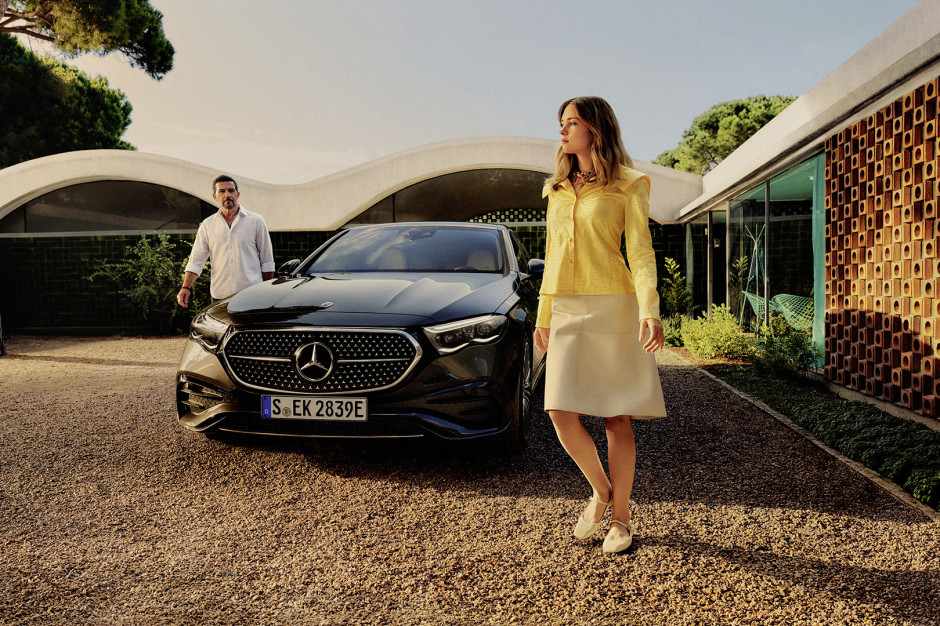 Antonio Banderas e la Mercedes Benz