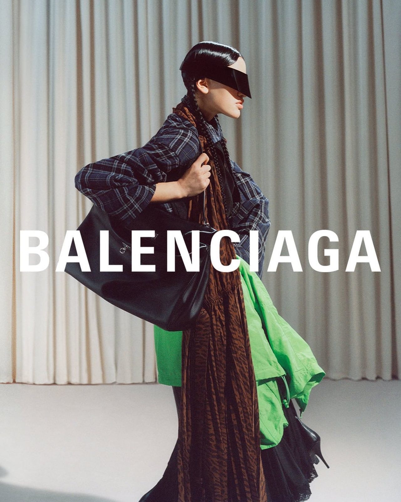 Campagna estiva Balenciaga6
