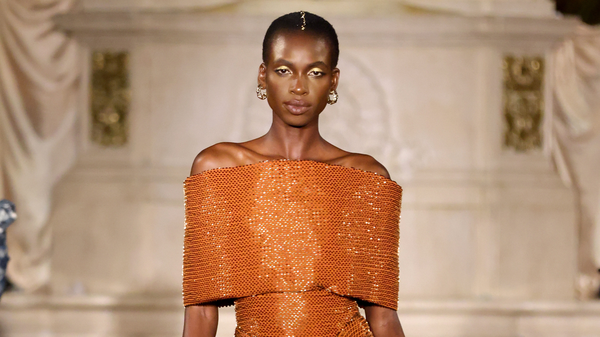 Christian Siriano con una collezione direttamente da Dune