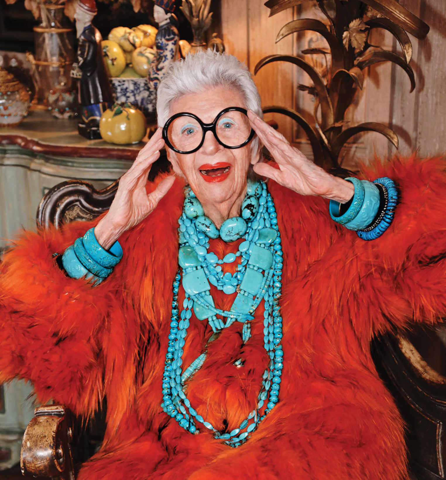 Asta di souvenir di Iris Apfel1