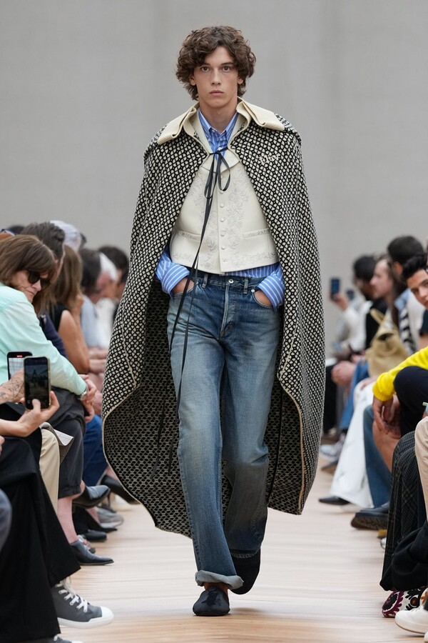 Jonathan Anderson per Dior2