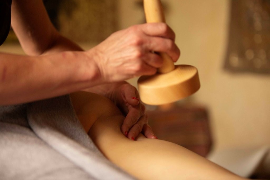 Maderoterapia nella Biovital SPA dell'hotel Manor House