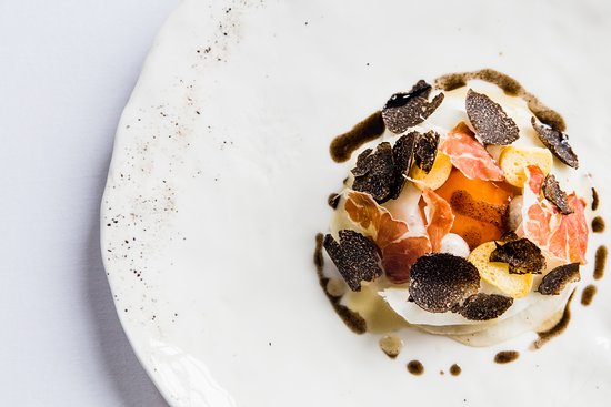 Uovo caldo di Bantam S Sedano rapa