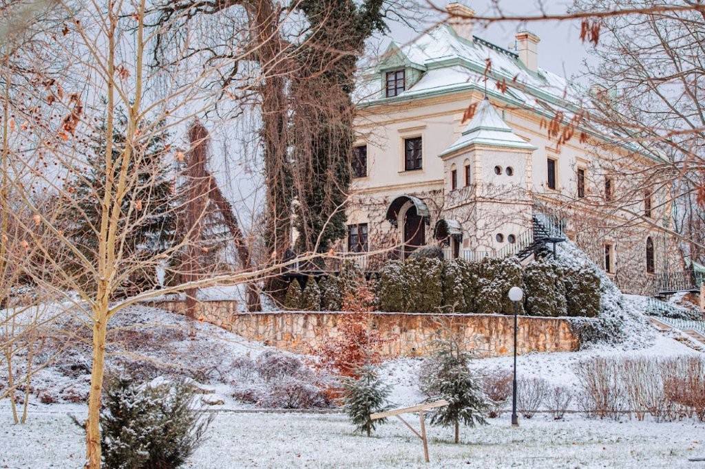 Palazzo Odrowąż in inverno