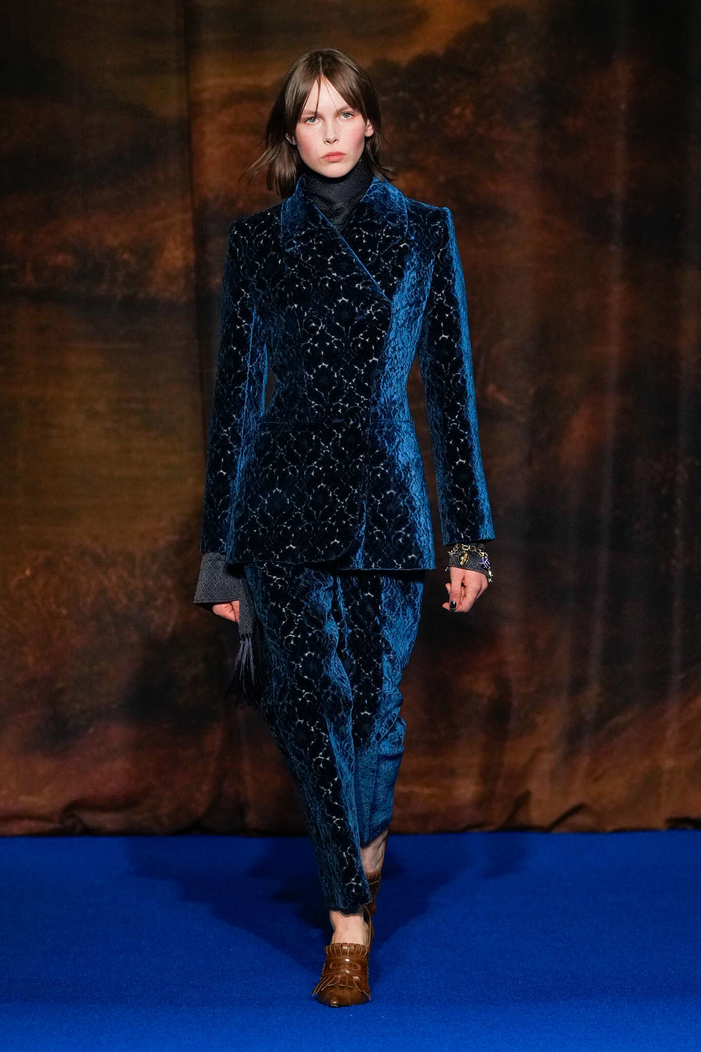 Sfilata di Burberry alla settimana della moda di Londra2