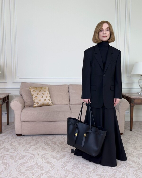 Campagna Balenciaga con Claudia Schiffer7