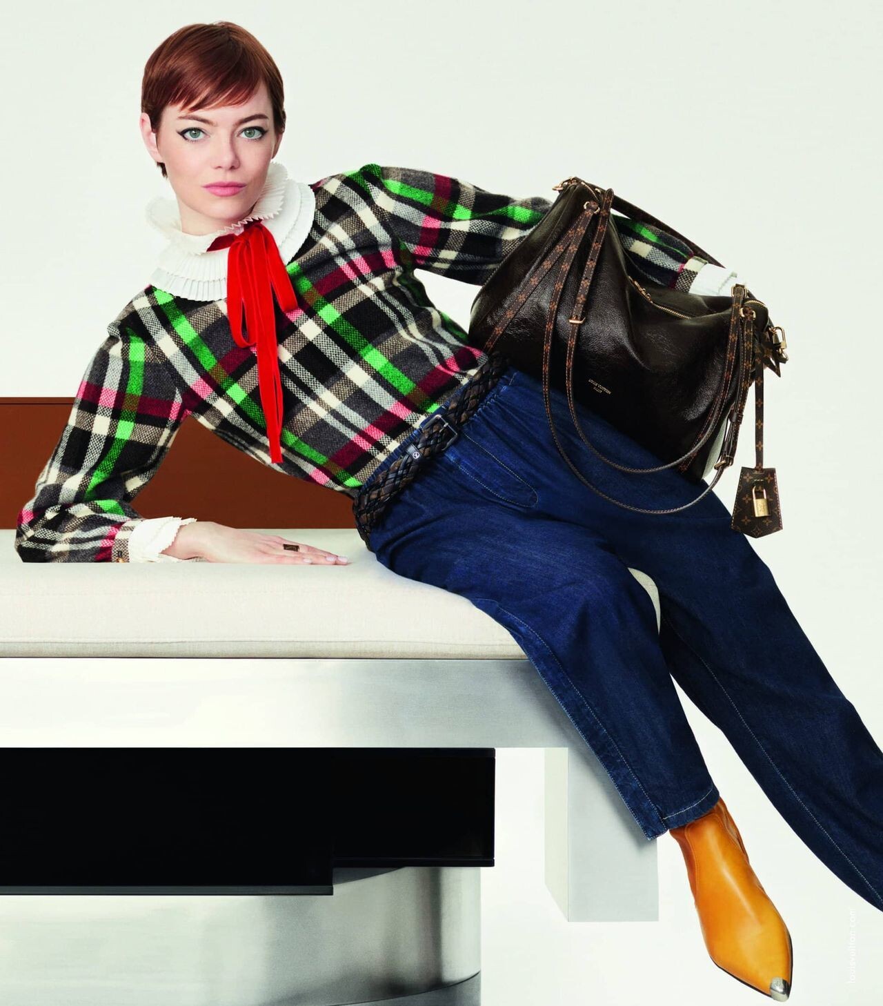 Emma Stone in una sessione Louis Vuitton4