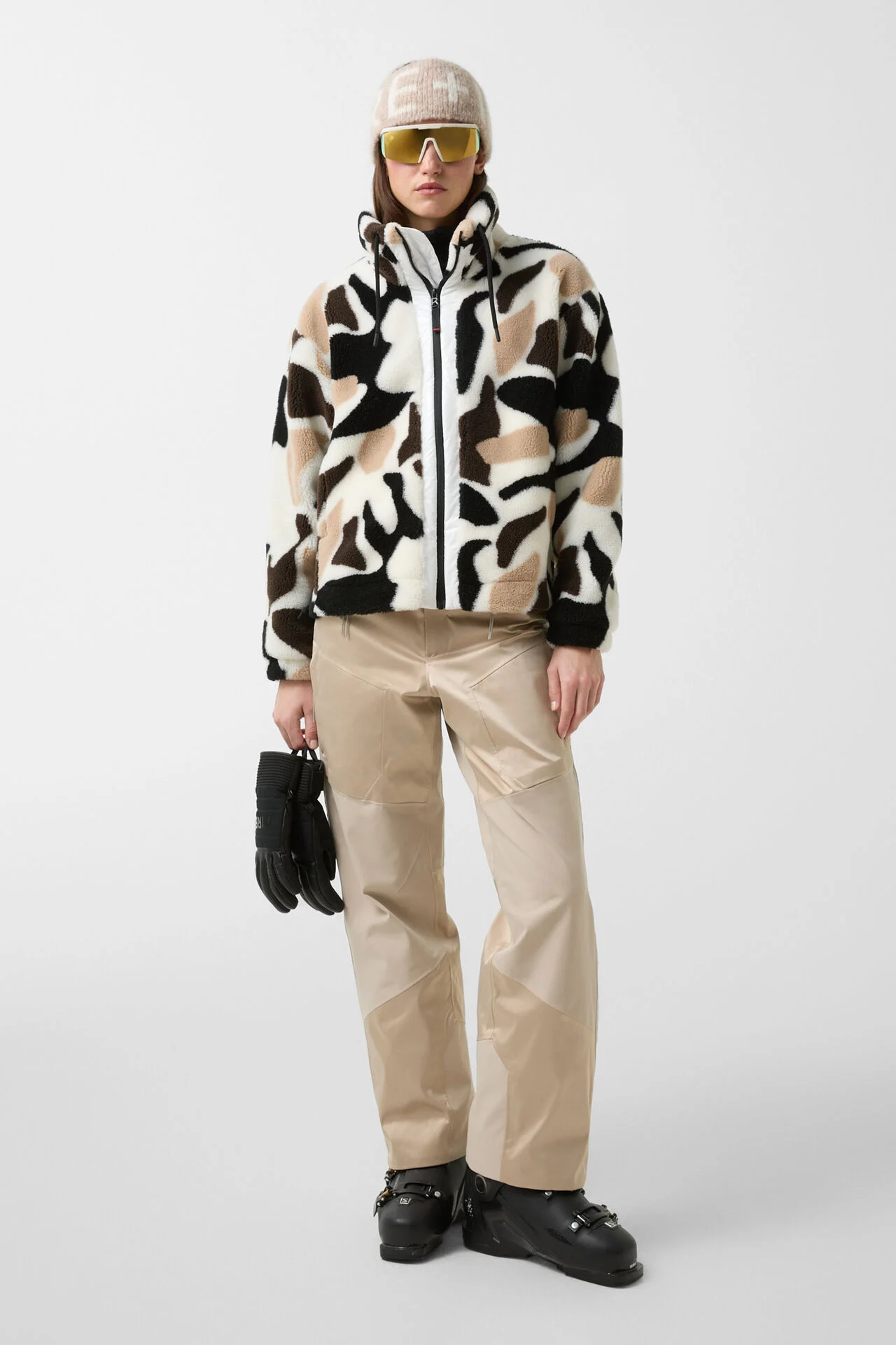 Che tipo di azienda è Bogner Fire+ice