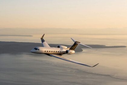 Flexjet e il mistero del finanziamento da 800 milioni di dollari: fatti e miti