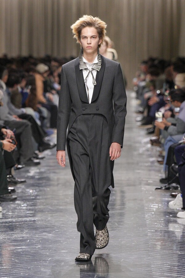 Dior Men Autunno Inverno 2026 2027anderson Incontra Poiret 5