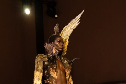 Schiaparelli Primavera 2026 Agonia E Estasi Haute Couture Come Arte Viva