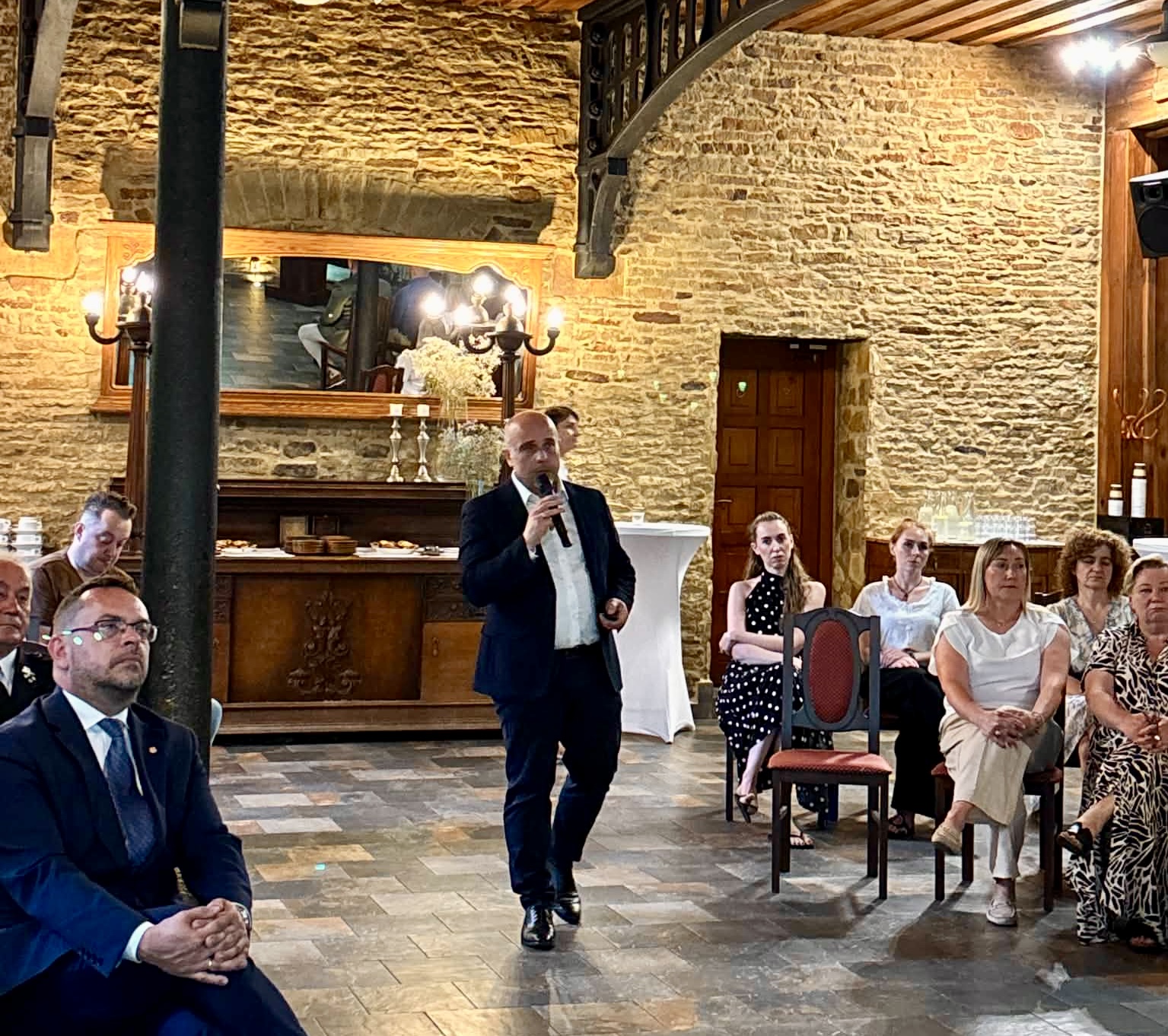 Inaugurazione ufficiale delle Case Cupola Arkadiusz Tomczyk
