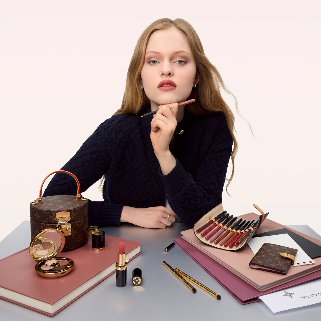 Monogram Louis Vuitton Sui Cosmetici3